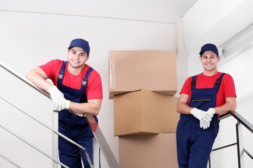 Notting Hill moving service handling boxes carefully