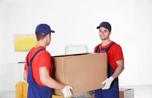 Professional packing services for homes in Notting Hill