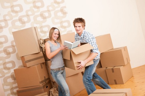 Careful item handling and delivery service in Notting Hill
